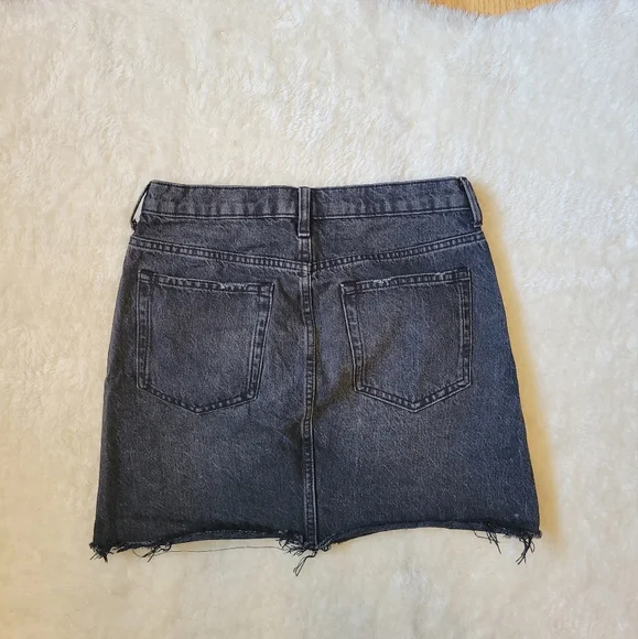 Everlane Denim Skirt - Picture 3 of 3